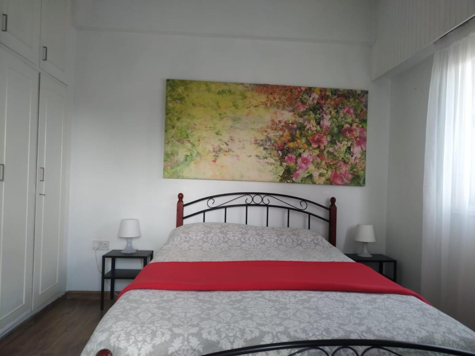 1 Bedroom Apartment Ларнака Номер фото